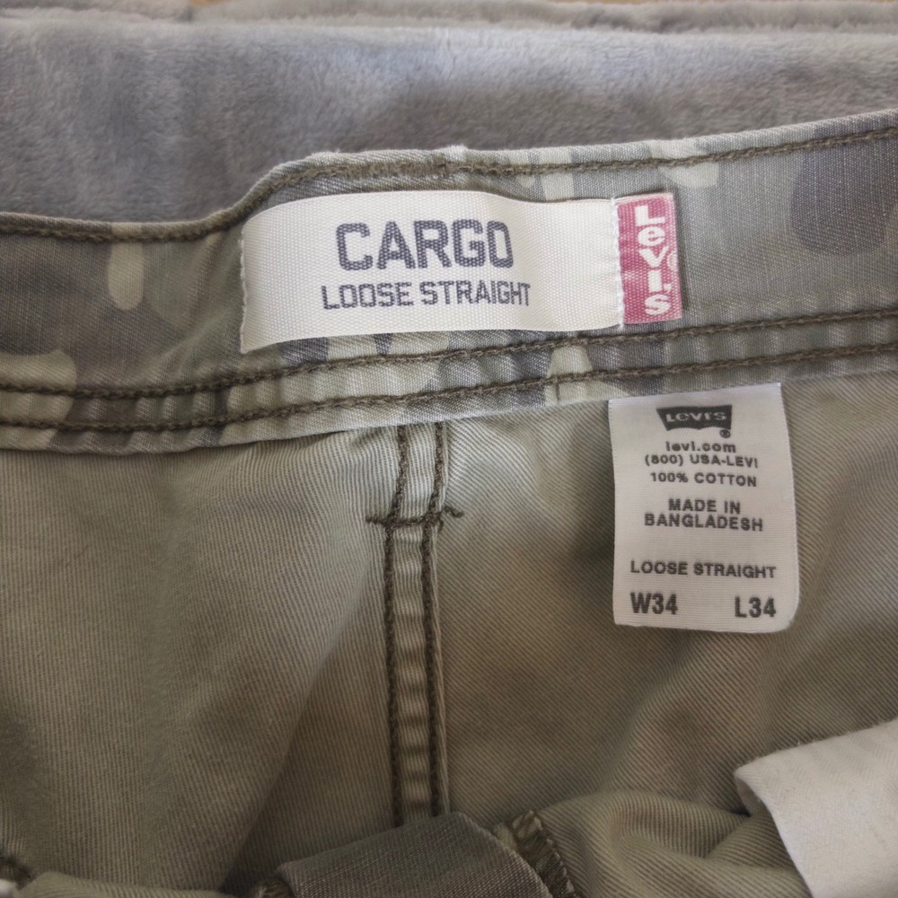Levi's Cargo Pants Mens 34X34 Green Camo Loose Straight Utility Military Work - Picture 2 of 8
